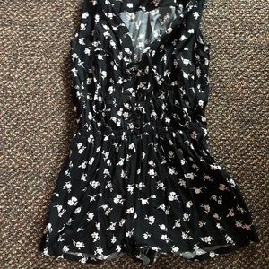 Forever 21 Romper - Size Small
